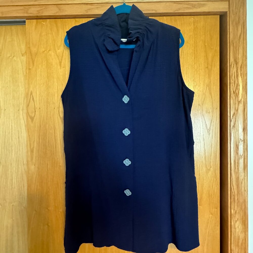 EUC SOFT SURROUNDINGS NAVY BLUE SLEEVELESS TUNIC SIZE LARGE